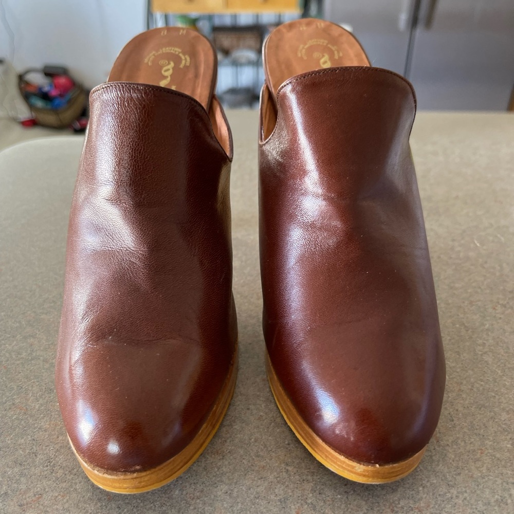 Vintage Nina Leather & Wood Heeled Clogs Size 8 - Picture 4 of 8